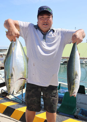 魚英