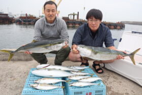 魚英