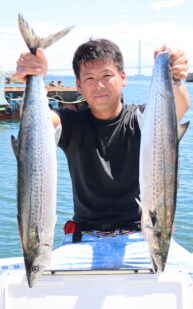 魚英