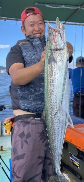 魚英