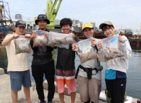 魚英