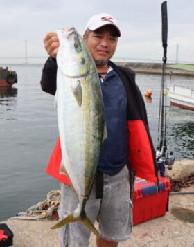 魚英