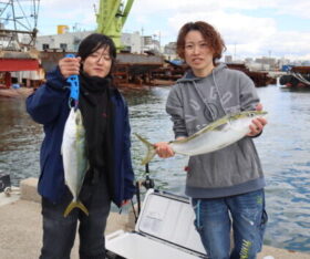 魚英