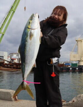 魚英