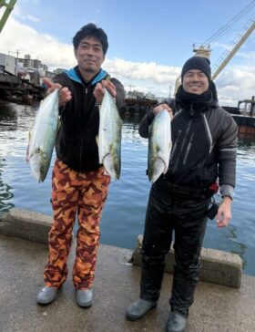 魚英