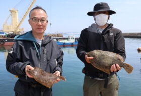 魚英