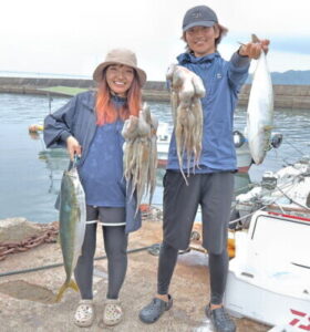 魚英