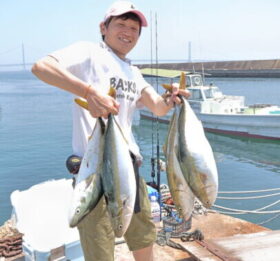 魚英