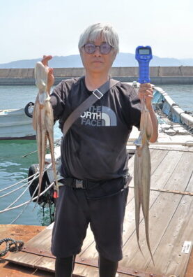 魚英