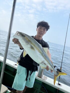 魚英