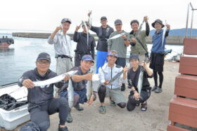 魚英