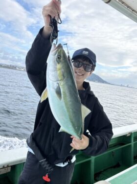 魚英